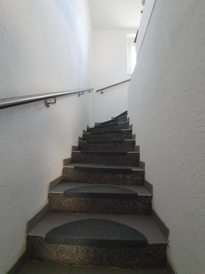 Ferienhaus In Der Eifel Naehe Burg Satzvey, Phantasialand, Eifelwanderwege Mechernich Bagian luar foto